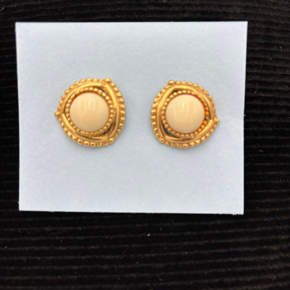 Vintage Gold Cream Cabochon Stud Earrings Beaded Twisted Rope Frame Border